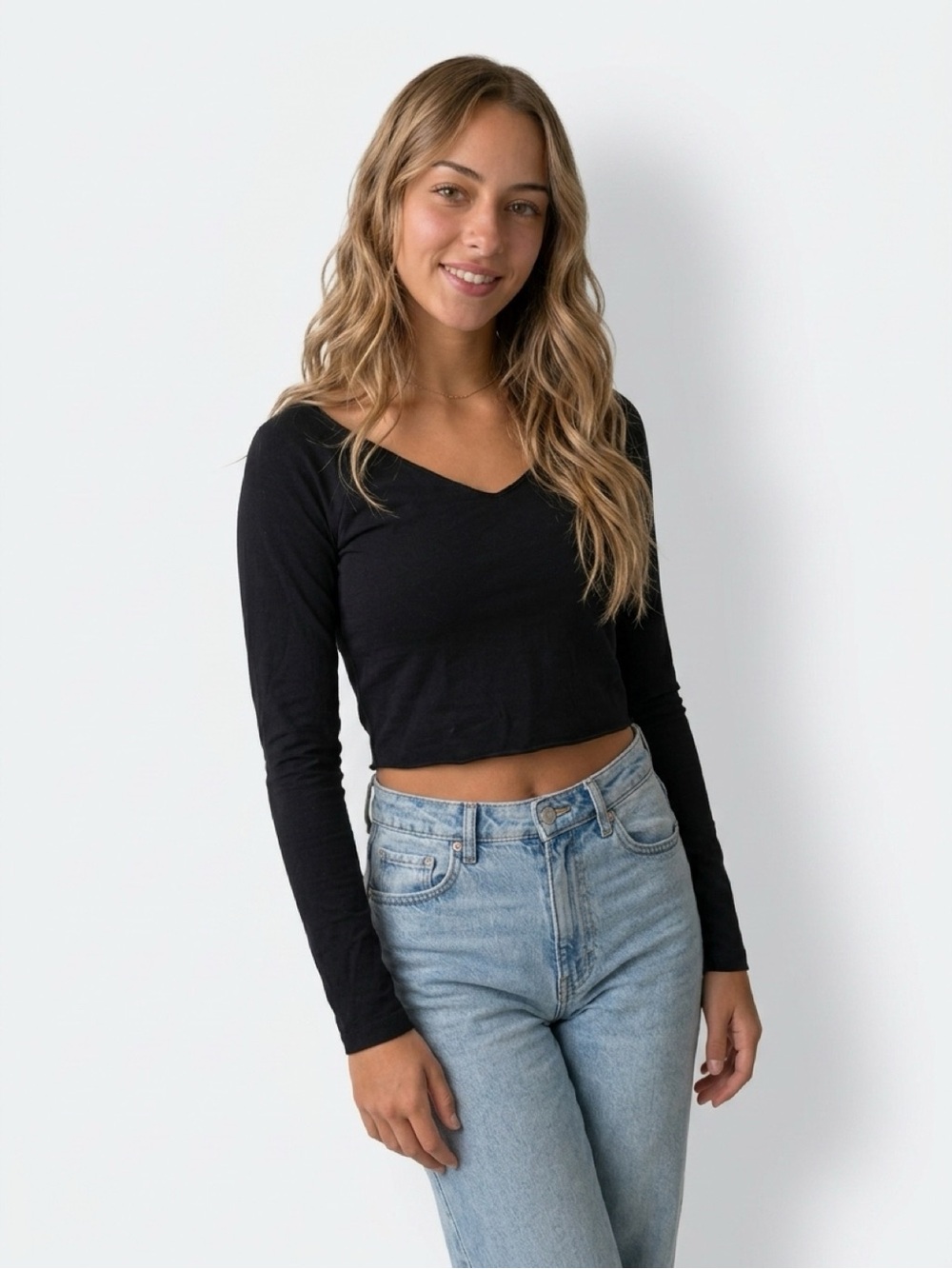 Wild Fable Black V-Neck Long Sleeve Crop Top Medium